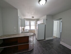 4750 S Grand Blvd in St. Louis, MO - Building Photo - Building Photo