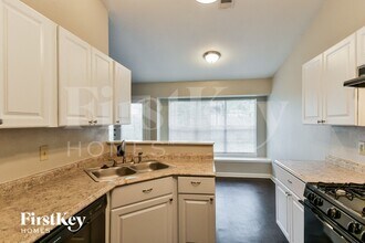 10038 Wind Burn Trail in Converse, TX - Building Photo - Building Photo