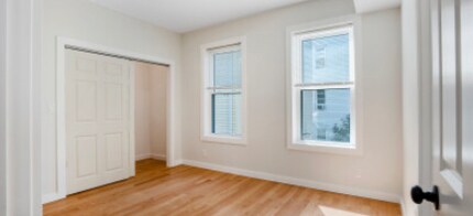27 Linden St, Unit 2 in Boston, MA - Building Photo - Building Photo