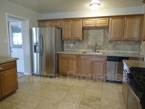 1041 W 18th St in Tempe, AZ - Building Photo - Building Photo