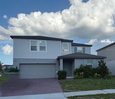 535 Amadoras Wy in St. Cloud, FL - Building Photo