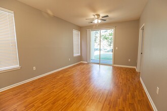 1310 River Oaks Dr in Myrtle Beach, SC - Building Photo - Building Photo