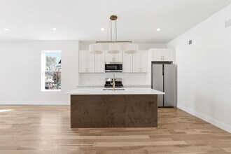 25 Lembeck Ave in Jersey City, NJ - Building Photo - Building Photo