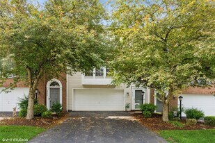8705 Lost Valley Dr in Mars, PA - Building Photo