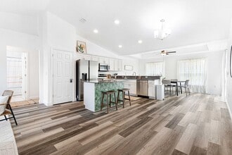 211 Locust Pass Crse in Ocala, FL - Building Photo - Building Photo