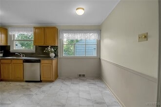 4160 Harlem Rd in Buffalo, NY - Building Photo - Building Photo