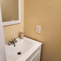 2322 Colony Dr SW photo'