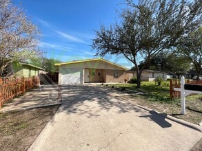 1104 Lee Cir in Edinburg, TX - Building Photo - Building Photo