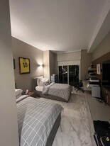 21205 Yacht Club Dr, Unit 2605 in Aventura, FL - Building Photo