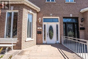 149 Dovercourt Rd in Toronto, ON - Building Photo