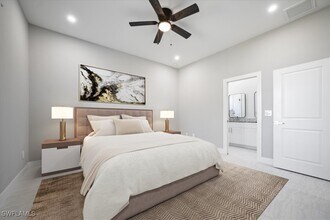 2400 Wanda Ave N in Lehigh Acres, FL - Building Photo - Building Photo