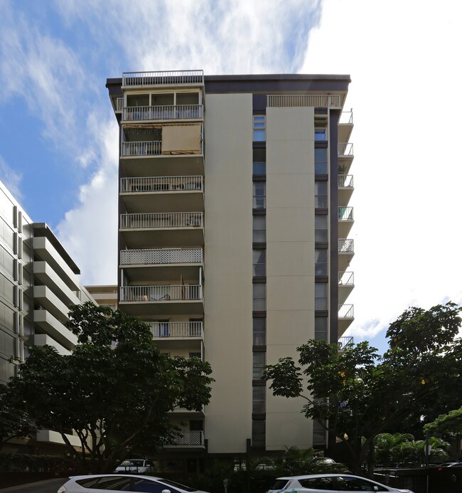 Walina Apartments in Honolulu, HI - Foto de edificio - Building Photo