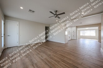 105 E Hermosa Dr in Tempe, AZ - Building Photo - Building Photo