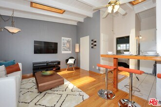 313 Mildred Ave in Los Angeles, CA - Building Photo - Building Photo
