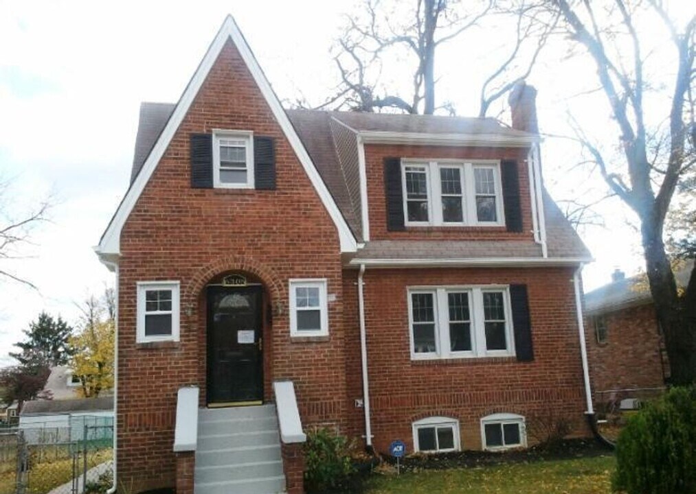 6305 Foster St in District Heights, MD - Building Photo