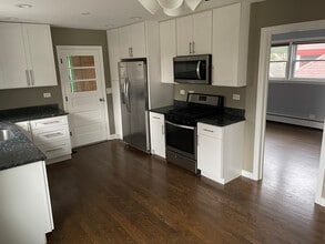 5259 N Leamington Ave in Chicago, IL - Building Photo - Building Photo