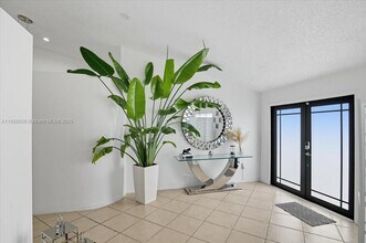 18775 NW 80th Ave in Hialeah, FL - Building Photo - Building Photo