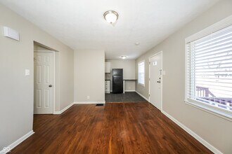 6667 E 17th St in Indianapolis, IN - Building Photo - Building Photo