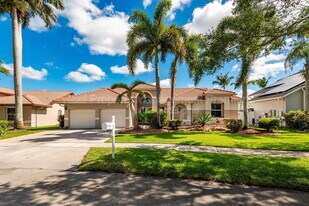 18253 SW 15th St in Pembroke Pines, FL - Building Photo