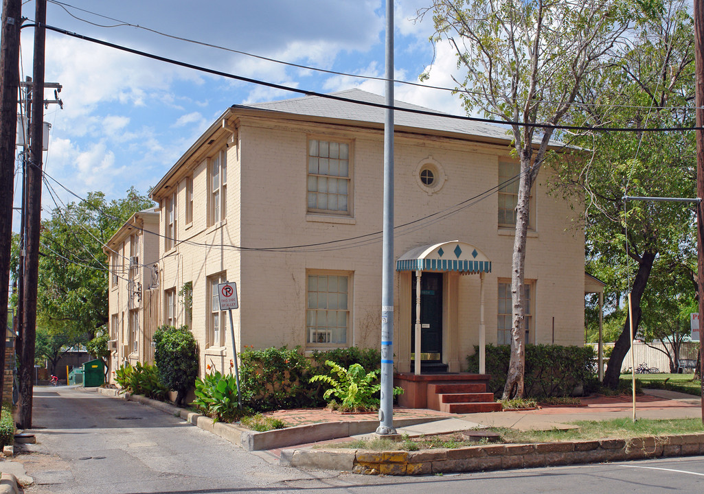 Peach Tree in Austin, TX - Building Photo