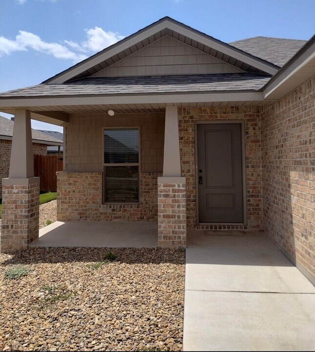 6660 Athens St in Amarillo, TX - Foto de edificio
