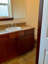 501 N 105th St in Seattle, WA - Building Photo - Building Photo