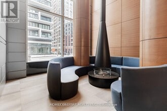 68 Shuter St in Toronto, ON - Building Photo - Building Photo