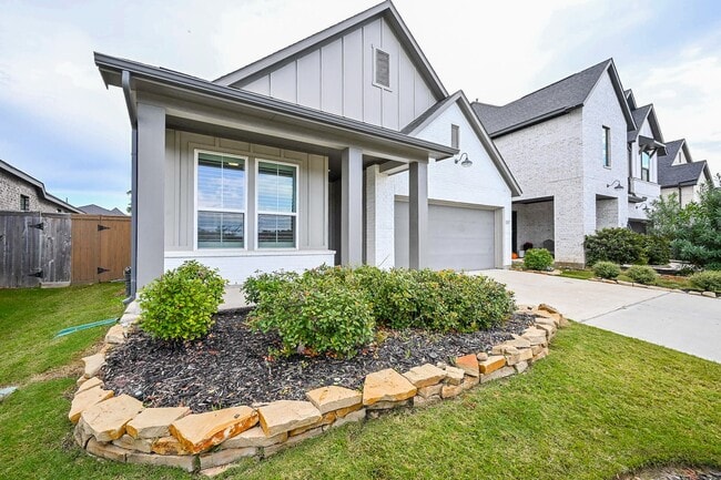 24550 Carleton Lake Ln in The Woodlands, TX - Building Photo - Building Photo