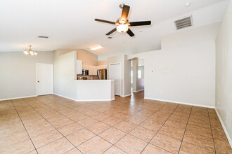 2310 SW 4th Ct in Cape Coral, FL - Building Photo - Building Photo