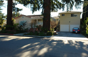 1107 High School Way in Mountain View, CA - Building Photo - Building Photo