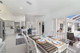 205 Sand Hill St in Marco Island, FL - Building Photo - Building Photo