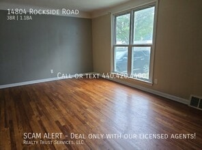14804 Rockside Rd in Maple Heights, OH - Building Photo - Building Photo