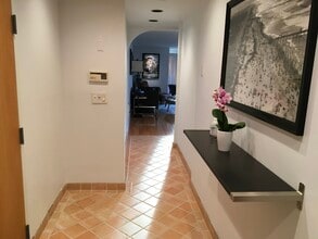 833 Ocean Ave, Unit 101 in Santa Monica, CA - Building Photo - Building Photo