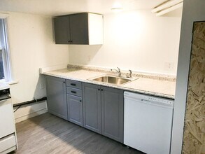 1525 Humboldt St-Unit -#B102 in Bellingham, WA - Building Photo - Building Photo