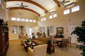 4986 Logan Ave in San Diego, CA - Building Photo - Building Photo