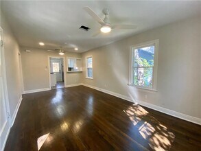 612 Oakland Ave in Austin, TX - Building Photo - Building Photo