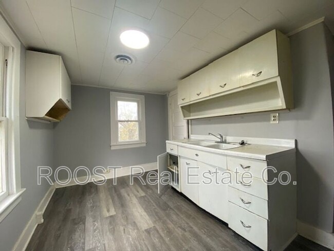 1606-1608-1608 W High St in Springfield, OH - Building Photo - Building Photo