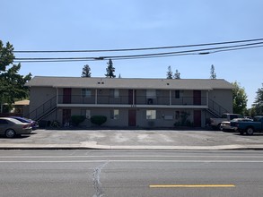 200 F St in Galt, CA - Building Photo - Primary Photo