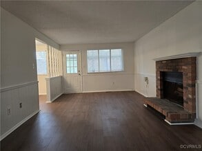 14600 Helmsman Ct in Chesterfield, VA - Building Photo - Building Photo
