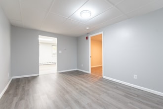 656 N Main St in Woonsocket, RI - Building Photo - Building Photo