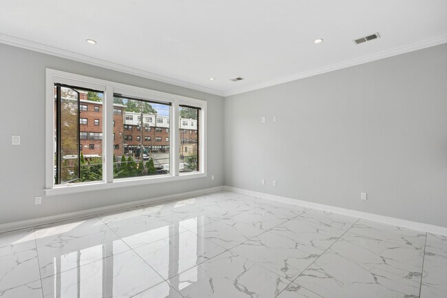 225 Columbia Ave in Jersey City, NJ - Building Photo - Building Photo