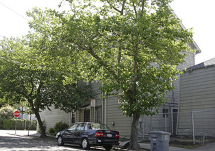 3200 California St in Berkeley, CA - Foto de edificio - Building Photo