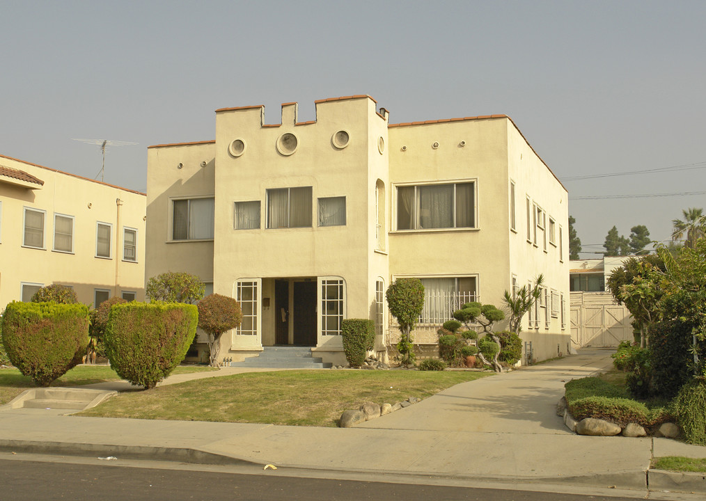 1550 S Van Ness Ave in Los Angeles, CA - Building Photo