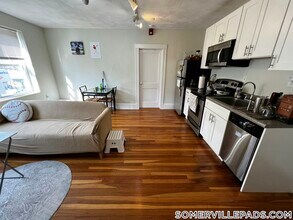 402 Highland Ave in Somerville, MA - Building Photo - Building Photo