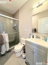 19 Long Ave, Unit 2 in Boston, MA - Foto de edificio - Building Photo