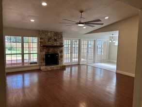 4605 Pelham Dr in Austin, TX - Building Photo - Building Photo