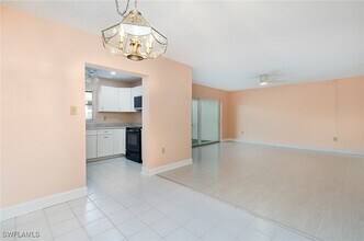 4912 Vincennes St in Cape Coral, FL - Building Photo - Building Photo