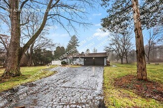 2839 W Avon Rd in Rochester Hills, MI - Building Photo - Building Photo