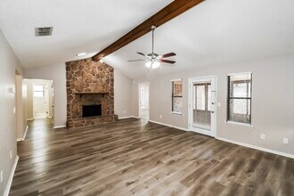9644 Bayou Bluff Dr in Jacksonville, FL - Building Photo - Building Photo