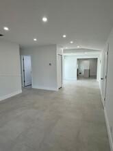 4028 SW 49th Ct in Fort Lauderdale, FL - Building Photo - Building Photo